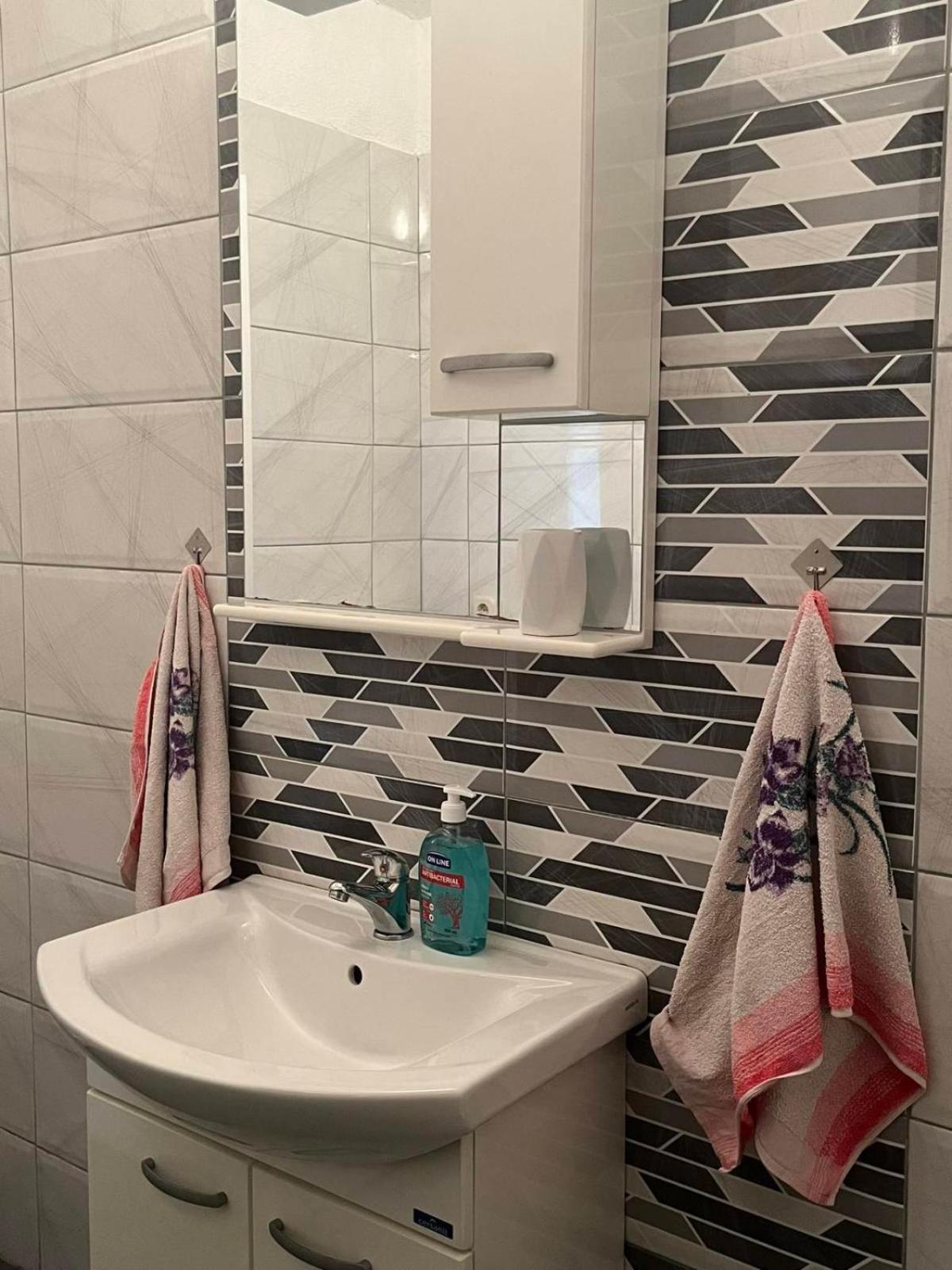 Apartment Marija Охрид Екстериор снимка